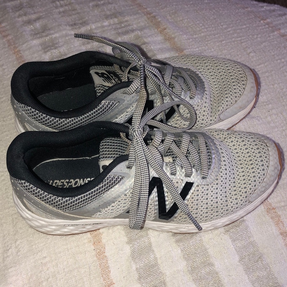 New Balance Tennis Shoes